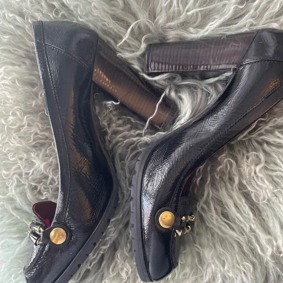 Marc Jacobs Black Loafers with Gold Chain Detail 38.5 - Picture 3 of 6